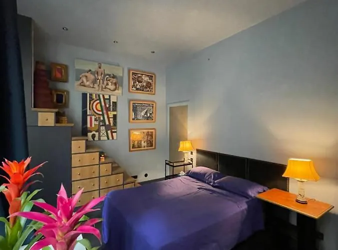 Marais 75004 Seine River アパート パリ